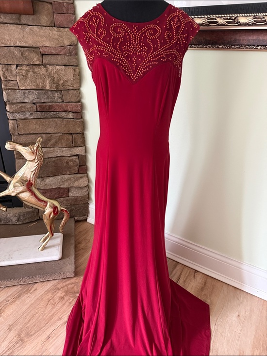 Cachet Dresses & Skirts - Cachet Red Beaded Y2K Formal Prom Maxi Dress, Size 6